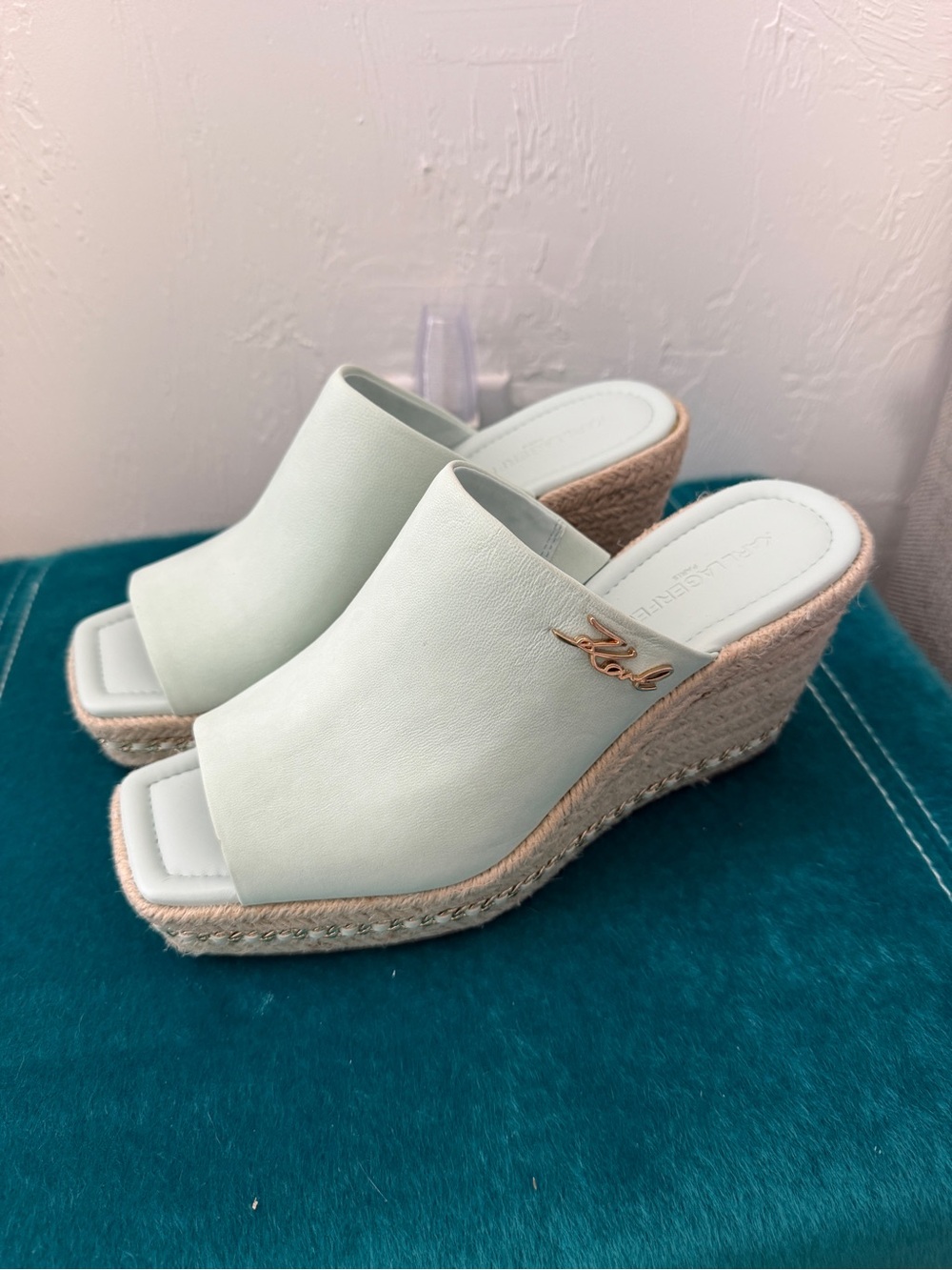 Karl Lagerfeld Mint Green Espadrille Wedge Mules Size 8 - New